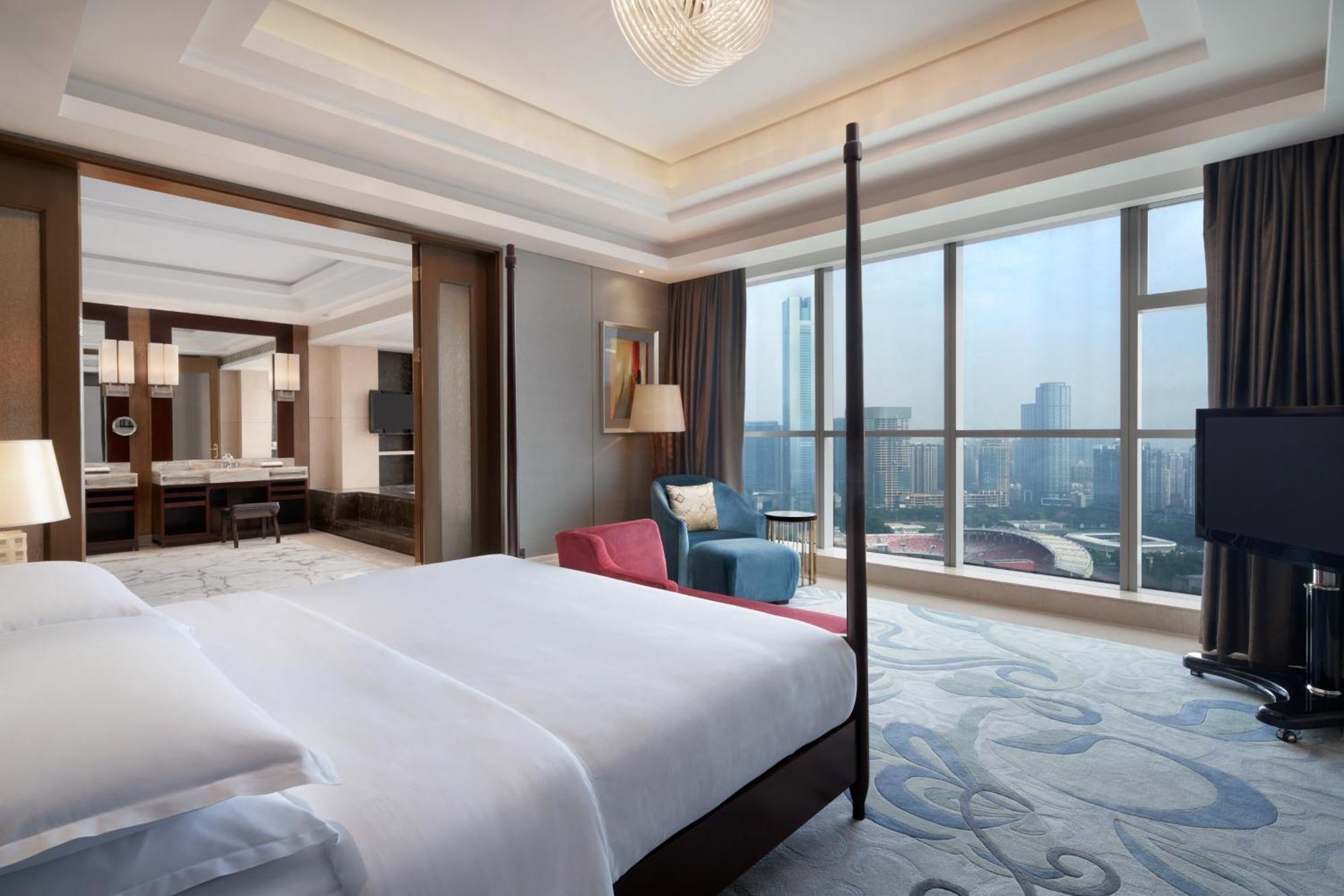 Sheraton Guangzhou Hotel-Fully Upgraded In Cbd-Free Canton Fair Shuttle Bus And Registration Counter Экстерьер фото